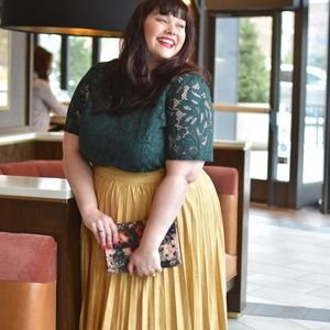 Nanette Lepore Tops - Nanette Lepoer Hunter Plus Size Green Lace Top Nanette Lepore Tops - Nanette Lepoer Hunter Plus Size Green Lace Top